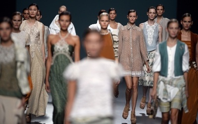 ＜14年春夏マドリード・コレクション＞Sitka Semsch