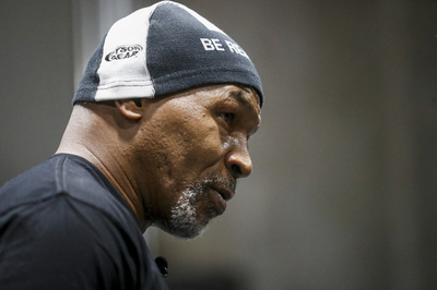 タイソン対ポールは公式戦扱い、2分8ラウンドで ボクシング