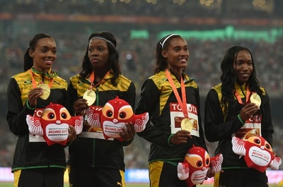 ジャマイカが女子4×400mリレーで金、第15回世界陸上