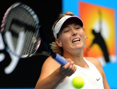 シャラポワ デメンティエワを降し準々決勝進出