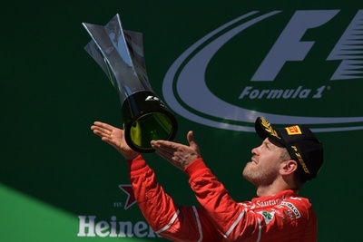 ベッテルがブラジルGP制覇、ピットスタートのハミルトンは4位