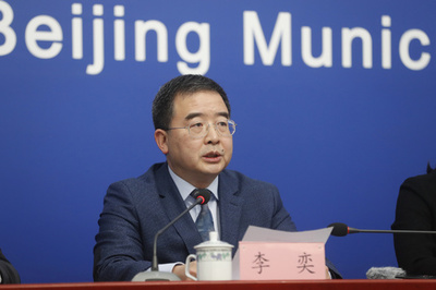 北京市の小中学校の夏休みは来月11日から、新学年度は9月開始