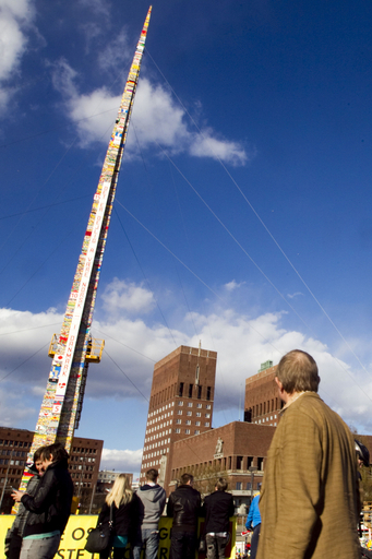 高さ30メートル！世界一のレゴブロック製タワー ノルウェー