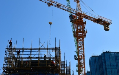 中国で広がる不動産「投げ売り」 だぶつく在庫、値下げ反対デモも