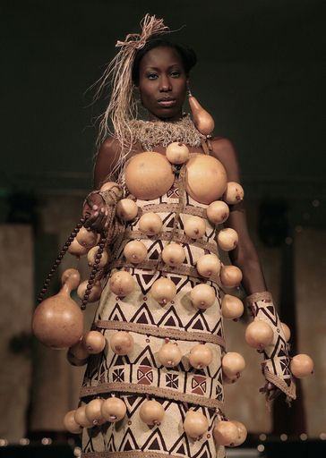 ケニアの平和を目指しアフリカ出身デザイナーが集結