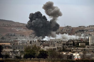 米などの空爆、イスラム国の進撃を阻む アインアルアラブ