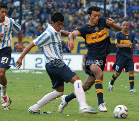 サッカー アルゼンチンリーグ ボカ ジュニアーズ ラシンと引き分ける アルゼンチン 写真10枚 ファッション ニュースならmode Press Powered By Afpbb News