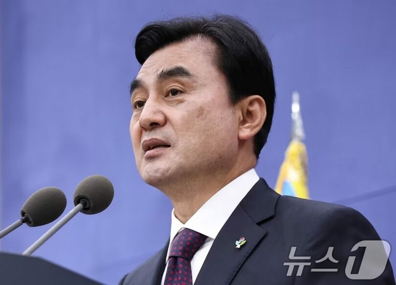アン・ギュベク（安圭伯）国防相(c)news1