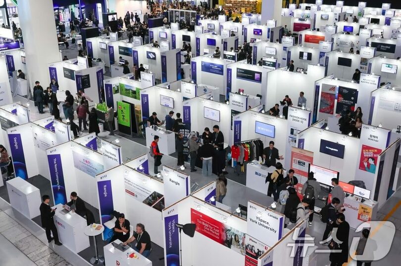 2025年12月10日、ソウル市江南区のCOEXで開かれたスタートアップ展示会「カムアップ（COME UP）2025」(c)news1
