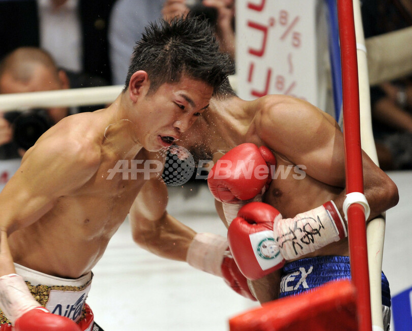 井岡 判定勝ちで初防衛飾る