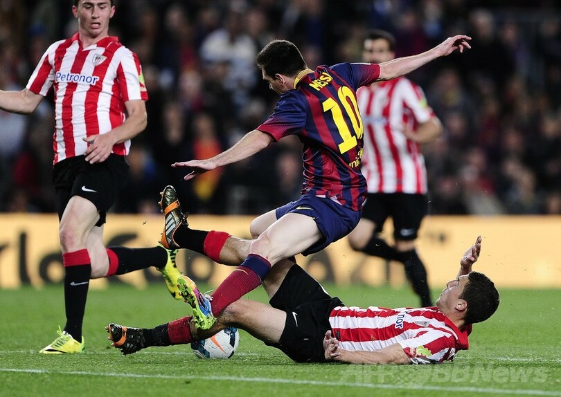 バルセロナがビルバオに逆転勝利、優勝へ望みつなぐ