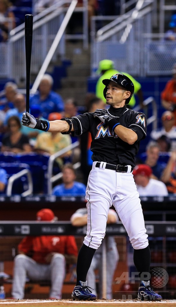 イチロー、3000安打まであと3本 フィリーズ戦に先発し1安打