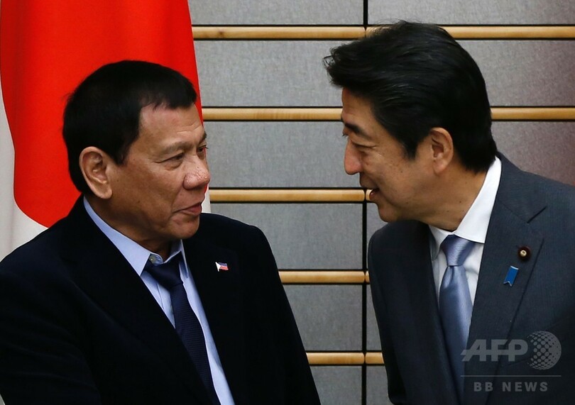 ドゥテルテ比大統領、安倍首相と会談 親日姿勢を強調
