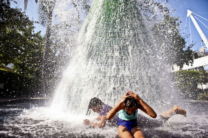 噴水で暑さを吹き飛ばせ、リスボン
