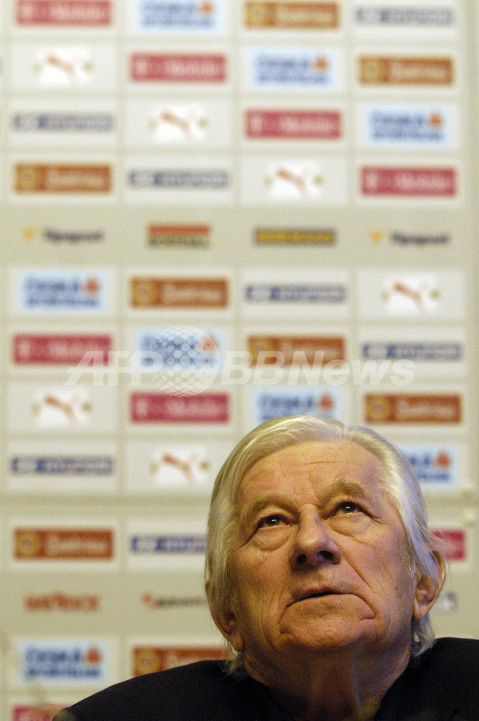 ＜サッカー 欧州選手権2008・予選＞ブリュックナー監督 ドイツ戦に向けたチェコ代表20人を発表 - チェコ
