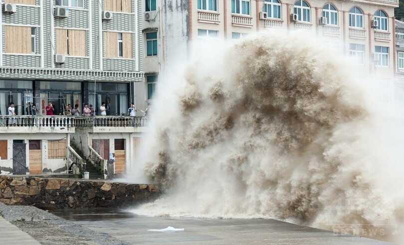 台風9号接近で86万人以上に避難勧告、中国東部