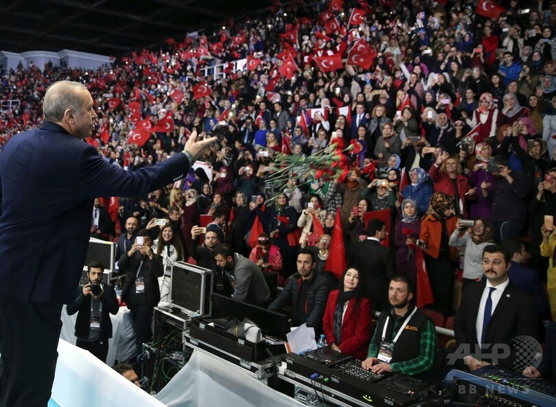 ドイツの集会禁止「ナチスと変わらない」 トルコ大統領が非難