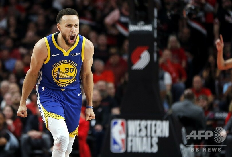 ウォリアーズ逆転勝ちでファイナル王手、グリーンがトリプルダブル