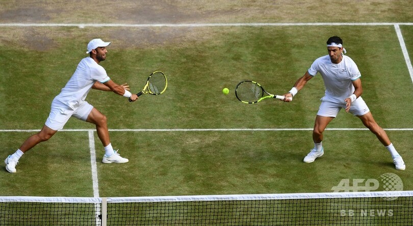 カバル/ファラ組がウィンブルドン男子複V、約5時間の死闘制す