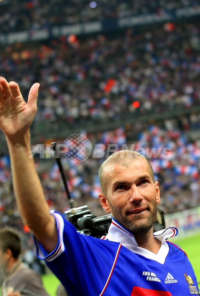 W杯制覇10周年を記念して当時のフランス代表がエキシビションマッチ