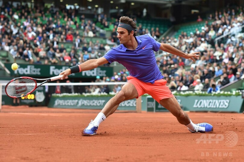 フェデラー戦は日没順延、全仏オープン