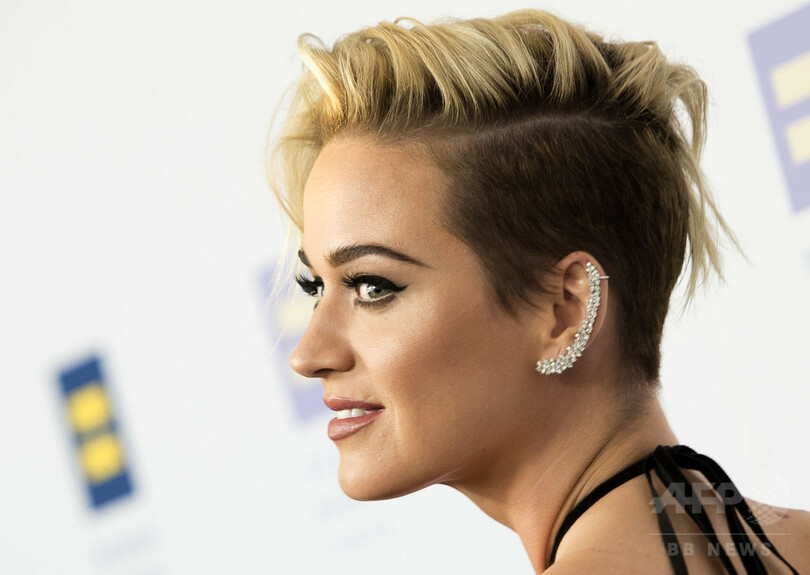 ケイティ・ペリーさん、ツイッター史上初フォロワー1億人突破