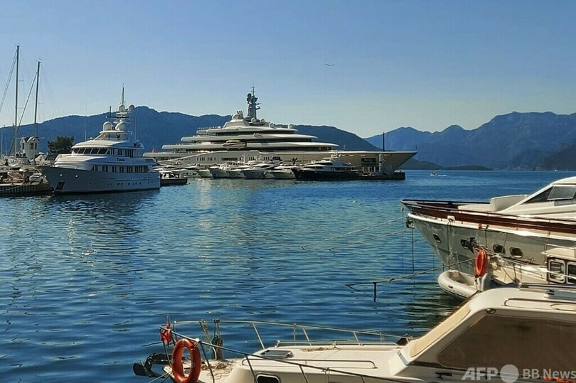 アブラモビッチ氏の豪華ヨット2隻、トルコに入港