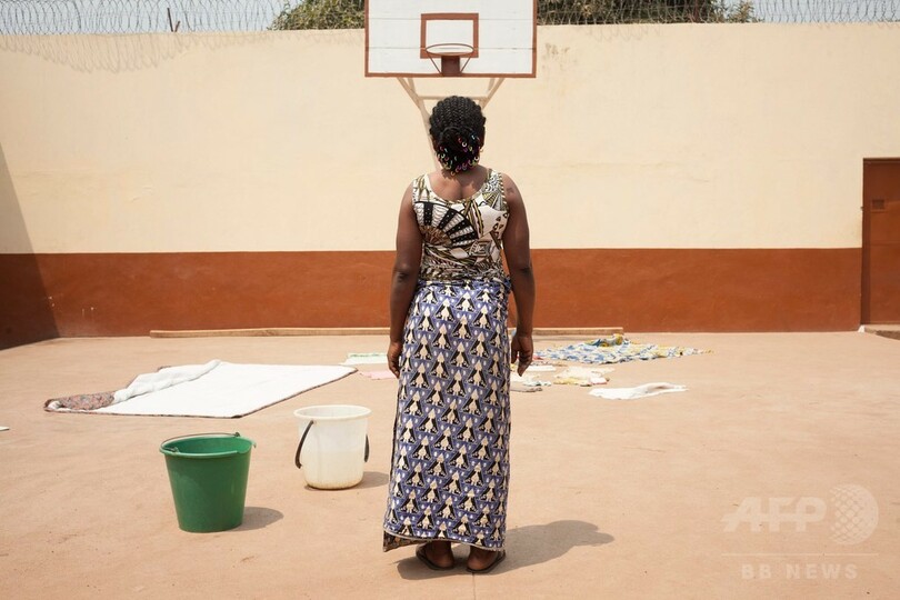 「魔術行為」で投獄される女性たち、告発だけで有罪も 中央アフリカ