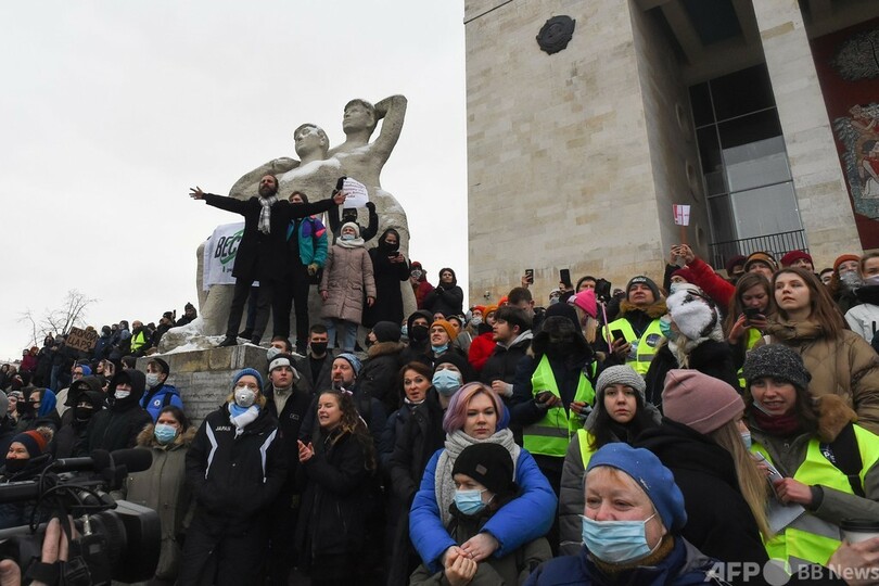 ロシア抗議デモ、1000人以上拘束 ナワリヌイ氏の釈放求め