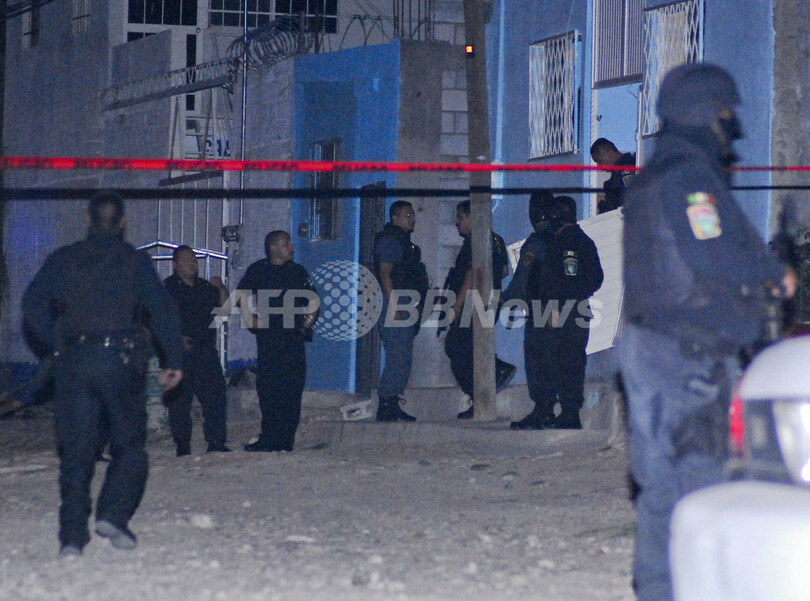 メキシコ麻薬抗争か、2都市で襲撃 39人死亡