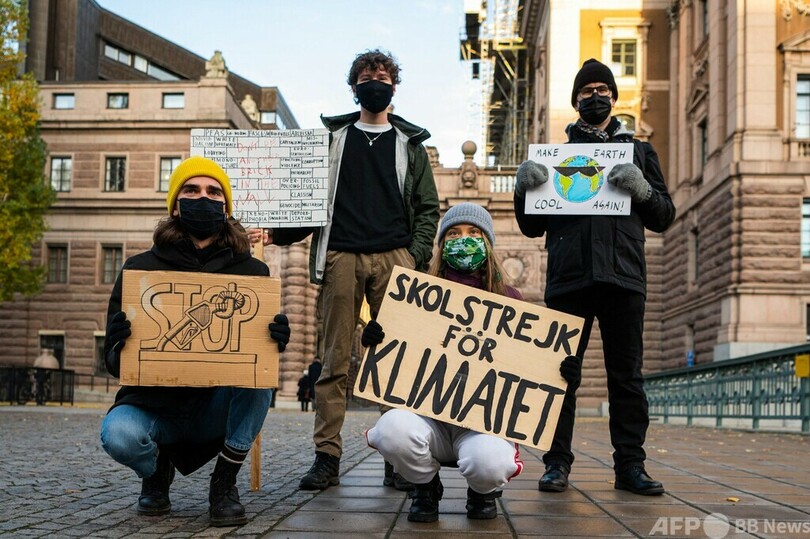  トゥンベリさん、英首相を糾弾 COP26にプライベートジェットは「偽善的」