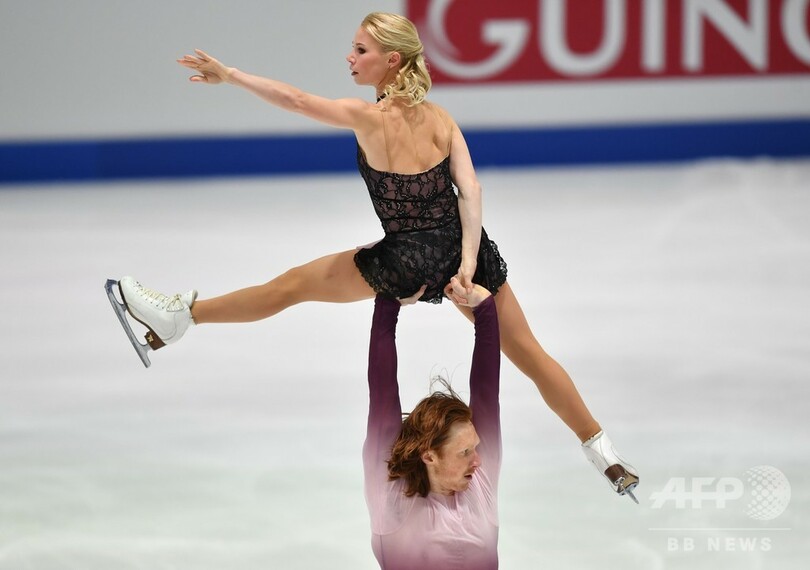 ペアはロシア勢が表彰台独占、女子SPでコストルナヤ首位 フィギュア欧州選手権