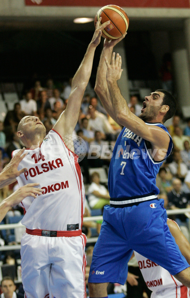 イタリア ポーランドを降し初勝利