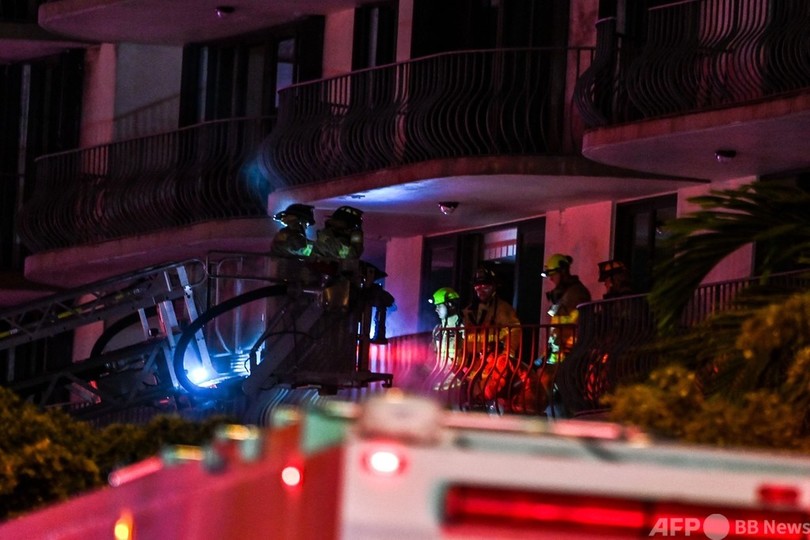 集合住宅が一部崩落、1人死亡 数十人不明 米フロリダ州