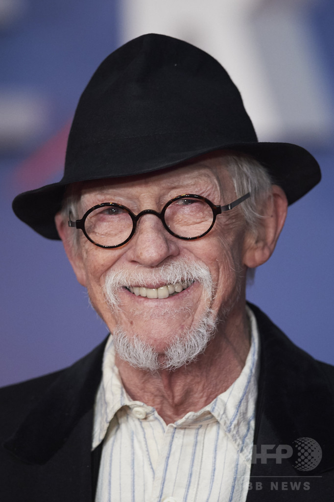 英俳優ジョン・ハートさん死去 77歳