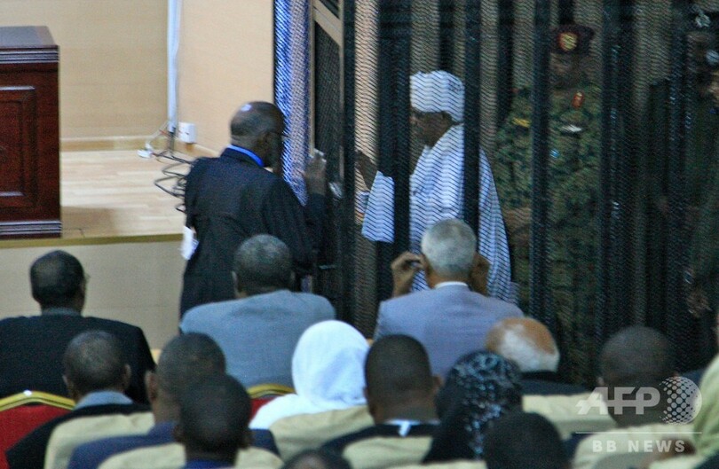 サウジ王族から96億円受領…スーダン前大統領の収賄罪初公判 