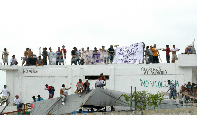 受刑者が仕切る「無法地帯」、メキシコ刑務所の危険な実情