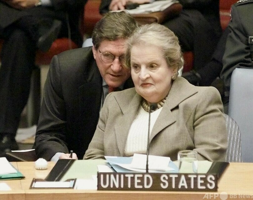 オルブライト氏が死去 米国初の女性国務長官