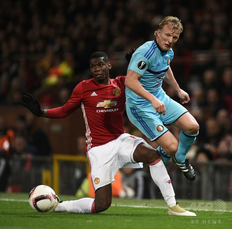 マンUが4発大勝で決勝Tへ前進、ルーニーはクラブ新記録樹立