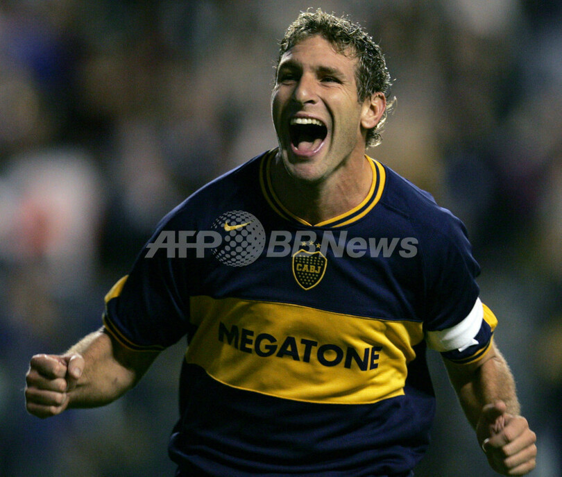 ＜サッカー 07リベルタドーレス杯南米選手権＞ボカ・ジュニアーズ ベレス・サルスフィエルドに先勝 - アルゼンチン