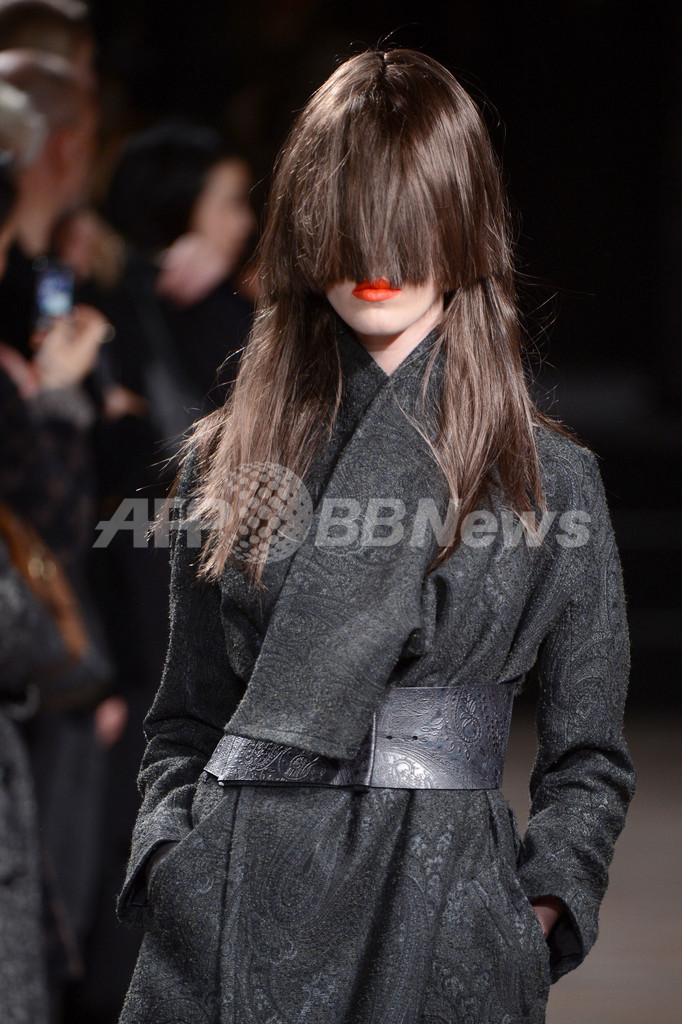 ＜13/14年秋冬パリコレクション＞A.F.ヴァンデヴォースト