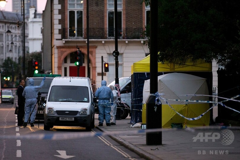 ロンドン中心部で刃物による襲撃、6人死傷 19歳男を逮捕