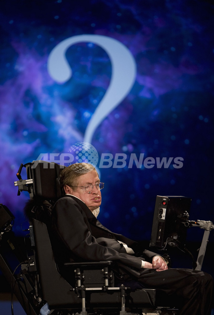 NASA創設50周年式典にホーキング博士、「新時代の宇宙征服」を語る