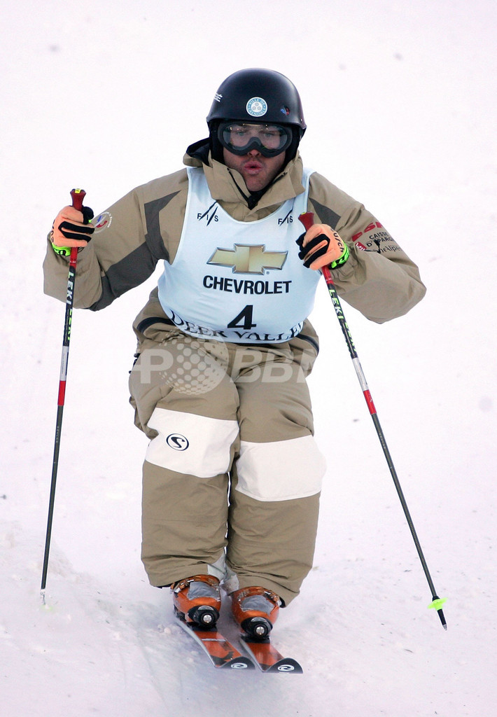 ＜フリースタイルスキー07W杯＞ギルボ 男子デュアルモーグルで今季初優勝を飾る - 米国