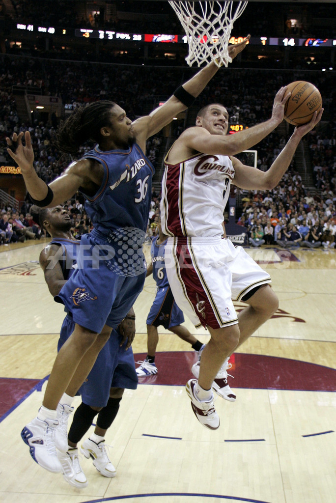 ＜06-07NBA プレーオフ＞キャバリアーズ ウィザーズを降し2連勝を飾る - 米国