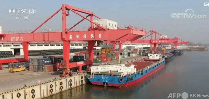 中国初、コンテナ船でLNGポータブルタンク式充填を実現