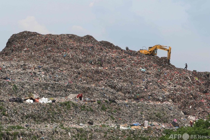 【今日の1枚】コロナ病棟から出た医療廃棄物、インドネシア