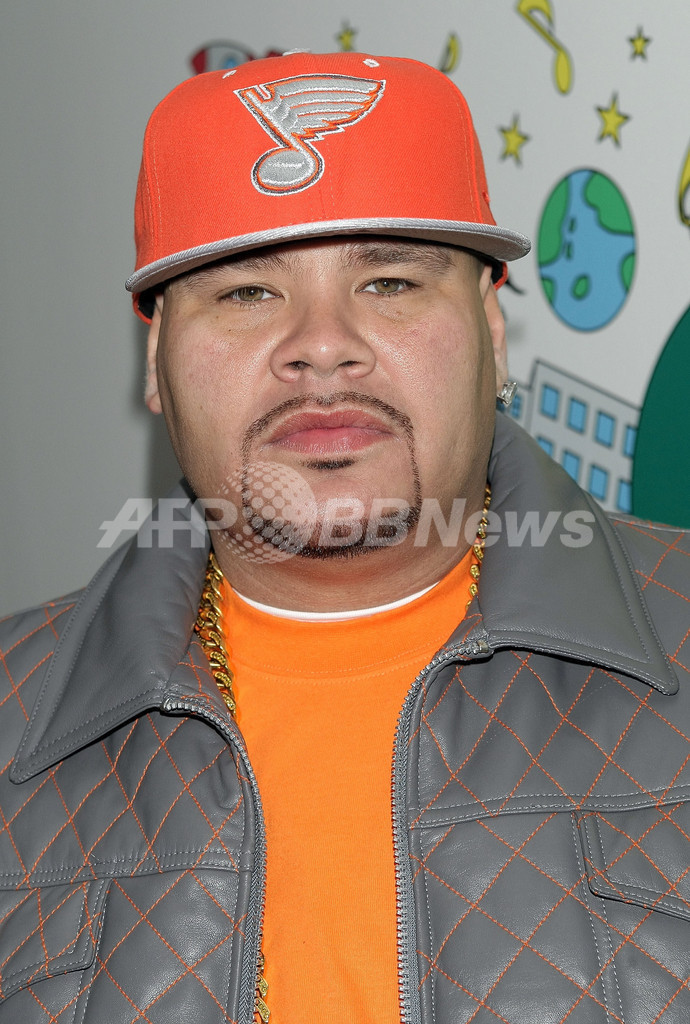 ラッパーのファット・ジョー MTVの「Total Request Live」に出演