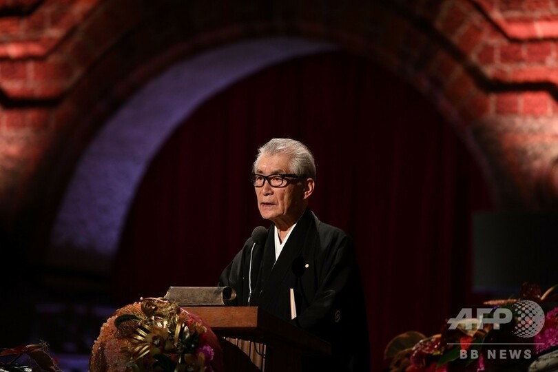 本庶さん、ノーベル賞授賞式に和服姿で出席