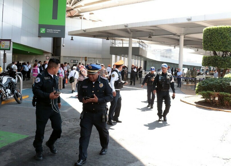 国際空港施設で車盗み発砲、2人負傷 メキシコ